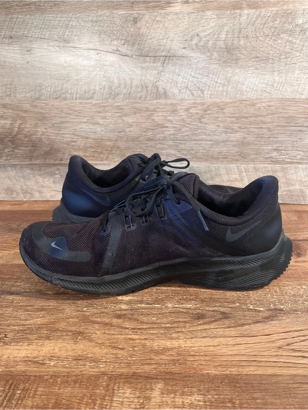 Nike Quest 4 Men’s Sneakers Running Shoes Size‎ 12